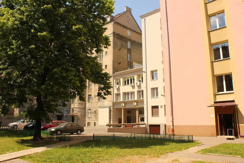 Central Warsaw Apartment Polonia